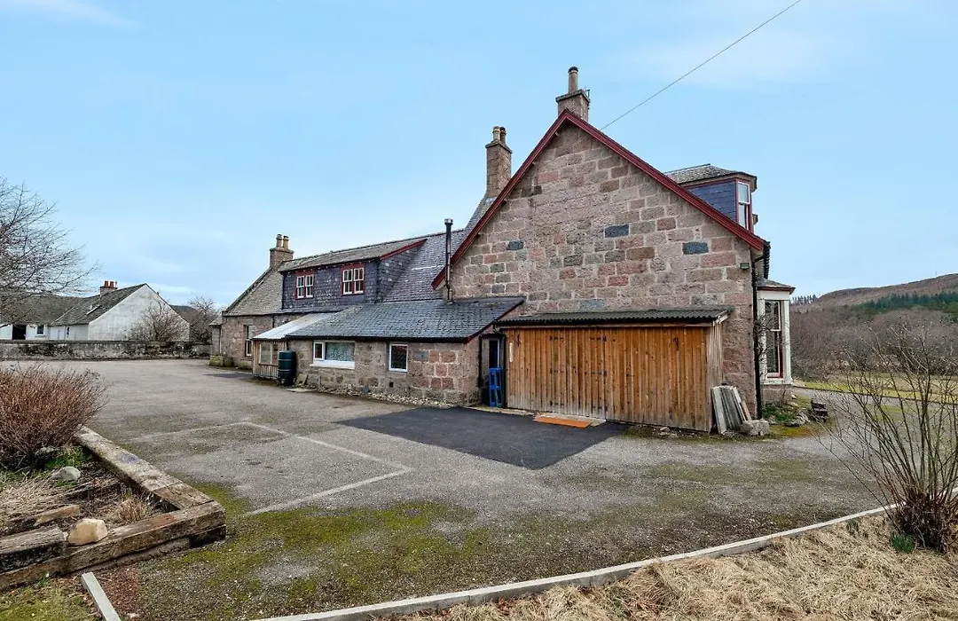 Creag Meggan-1